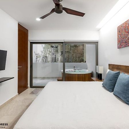 Trendy 1 Bedroom Apartment In Cruz Con Mar Brand New Building بلايا ديل كارمن المظهر الخارجي الصورة